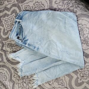 KanCan button fly ankle jeans, size 31